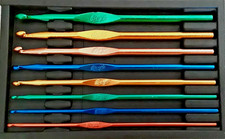 Vintage 8 Piece Set Boye Aluminum Crochet Hooks  Case Made In USA 7