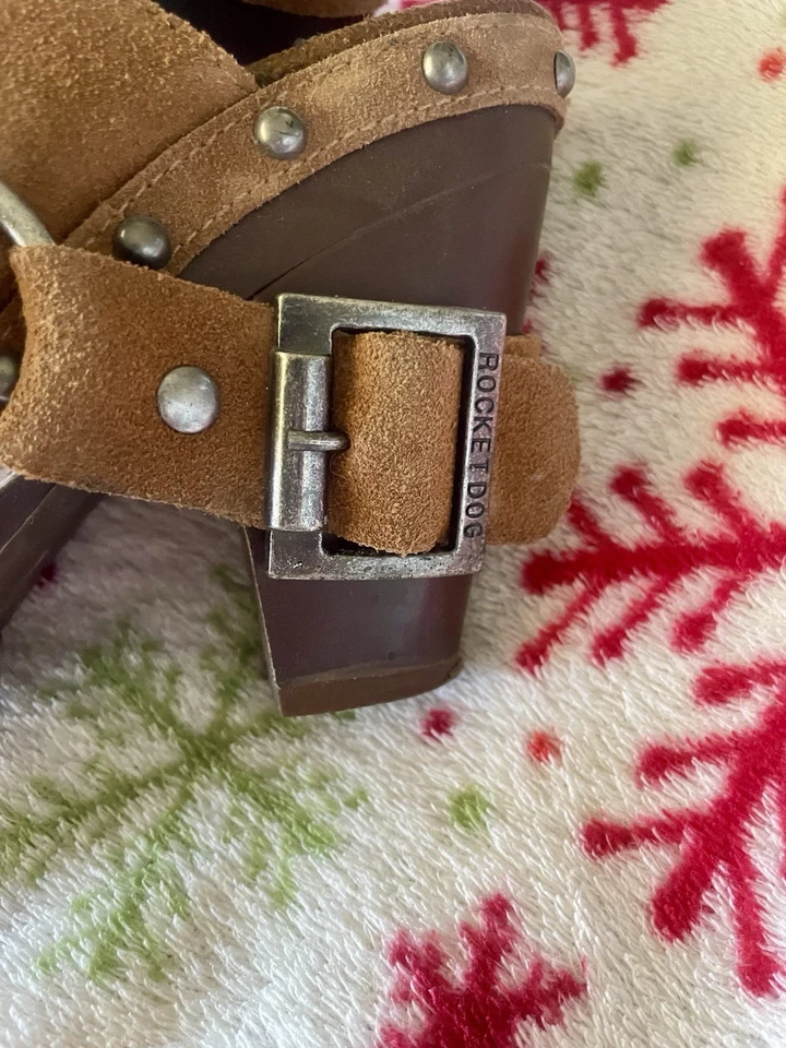 Zapatos con plataforma zueco de gamuza, marca Rocket Dog, talla 7 Foto 2 de 4