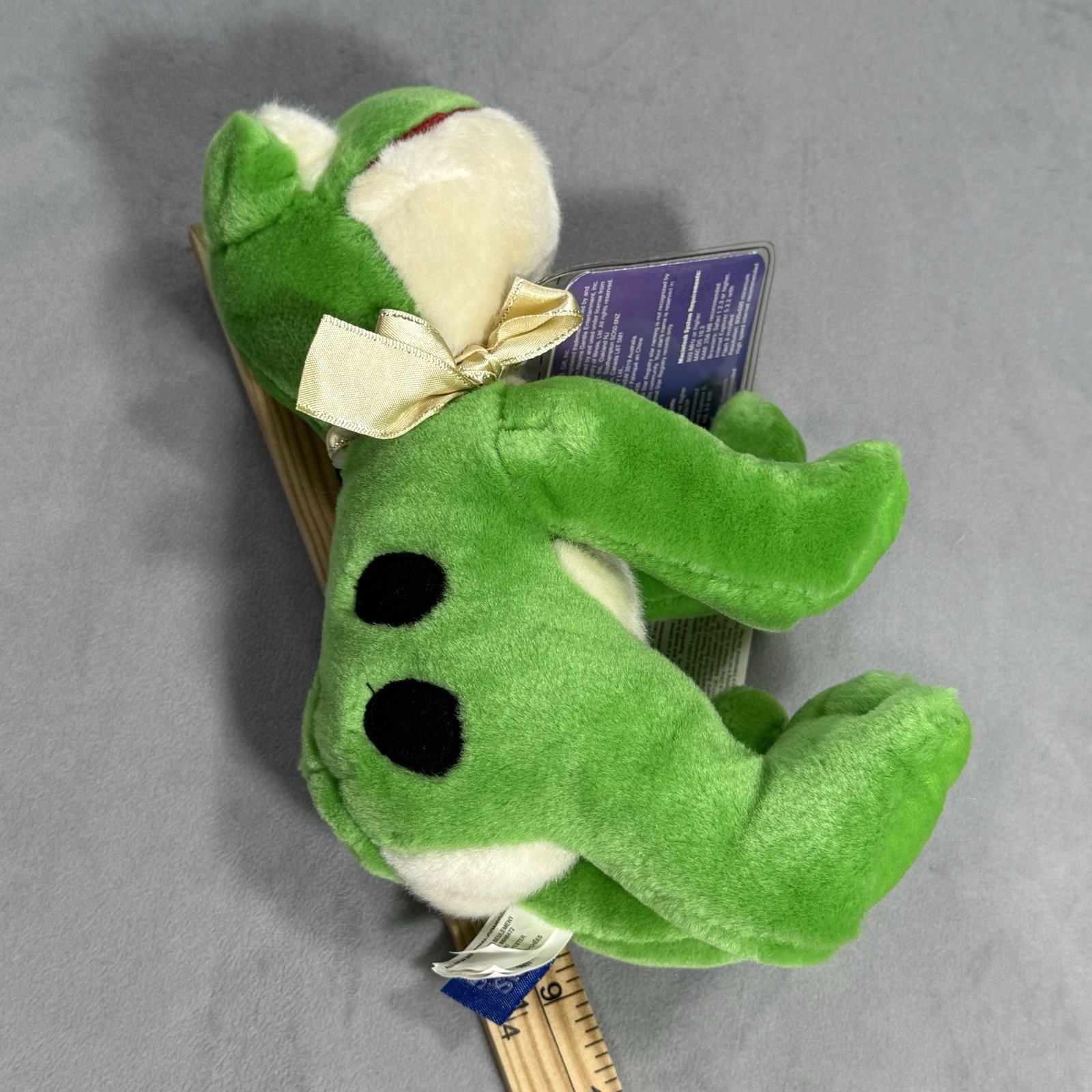 Shining Stars Frog 9" Green Plush With Sealed Code 2006 Russ Berrie With Tag