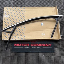 Ford Focus MK4 Front Left Door Glass Run Seal 2376737 / JX7BA21511BH New Genuine