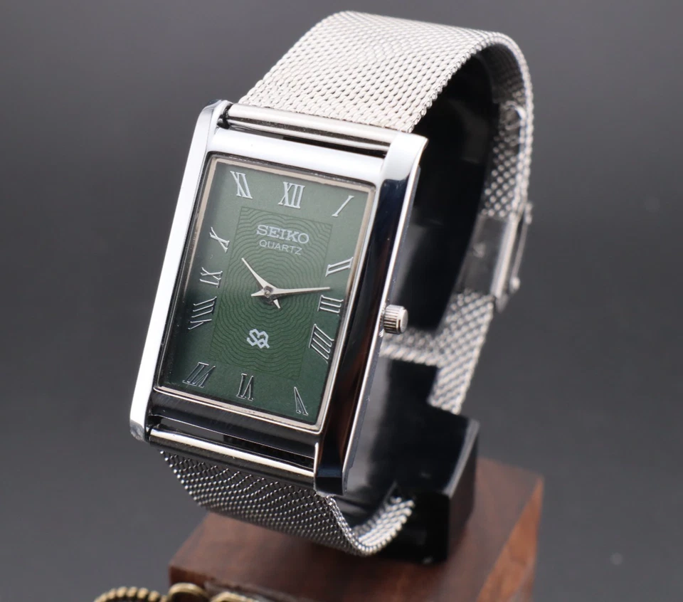 RARO VERDE Vintage Seiko Reloj de Pulsera de Cuarzo Delgado para Caballeros - ENVÍO GRATUITO Foto 2 de 4