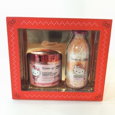 The Creme Shop x Hello Kitty Winter Glow Spa Set Bath Crystals  Body Scrub New