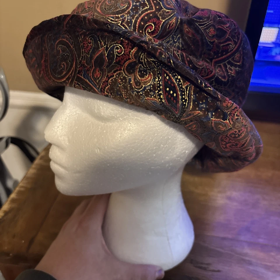 SOMBRERO CUBO DE TERCIOPELO VINTAGE PARA MUJER O/S FLORAL ROMÁNTICO AÑOS 90 FLOR INDIE TERCIOPELO Foto 4 de 4