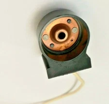 LUMILINE Socket with BASE & LEAD WIRE 660W 250V Leviton 416 NEW 416L