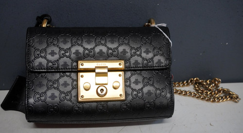 Gucci Guccissima Leather Padlock Small Shoulder Bag - black