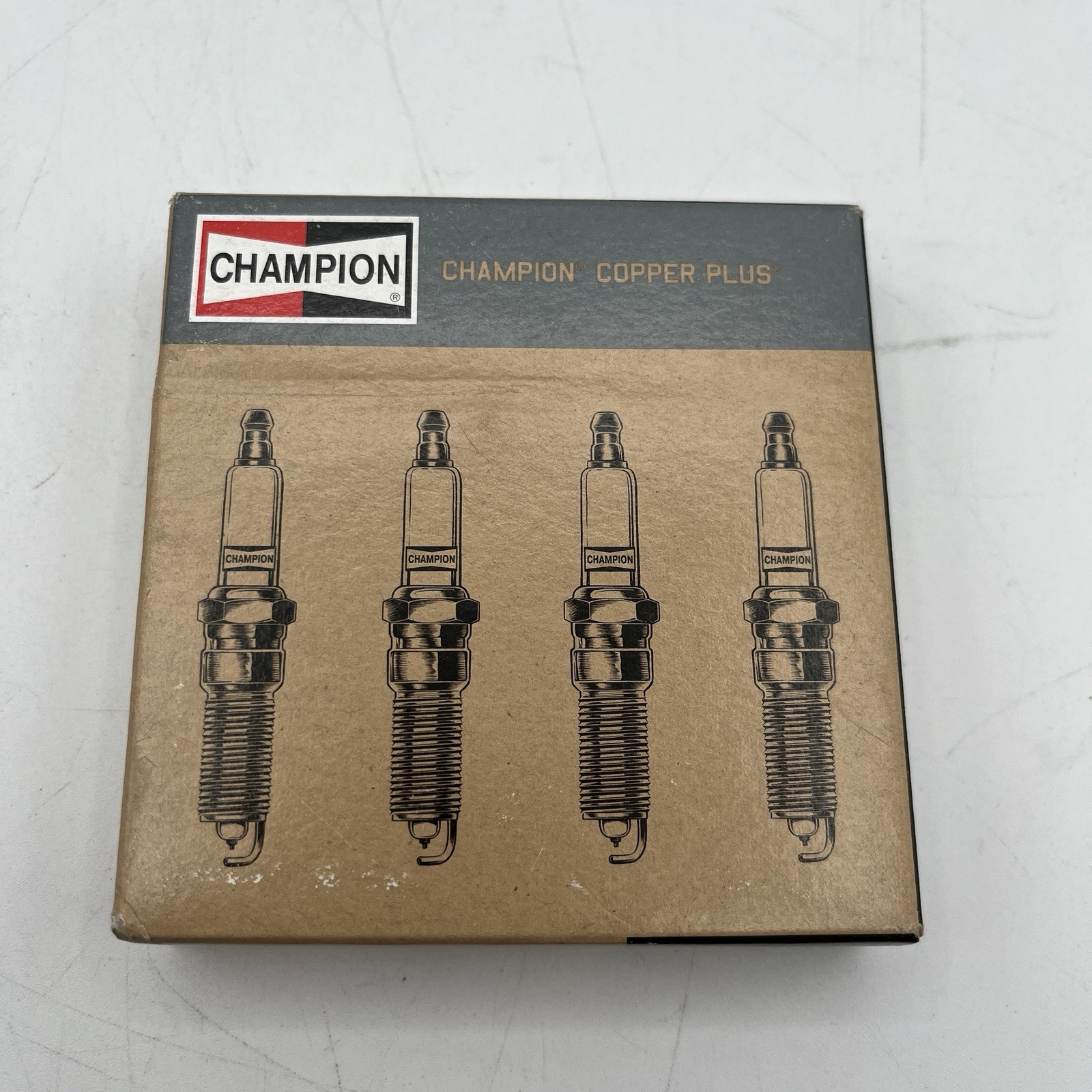 BRAND NEW Set of 4 Champion Copper Plus Copper Spark Plugs - 14 RJ12YC