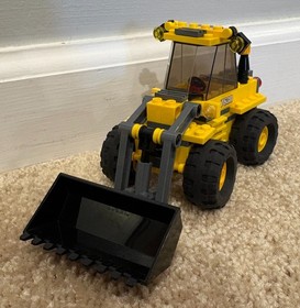 LEGO City Dump Truck 7631 + Front-End Loader 7630