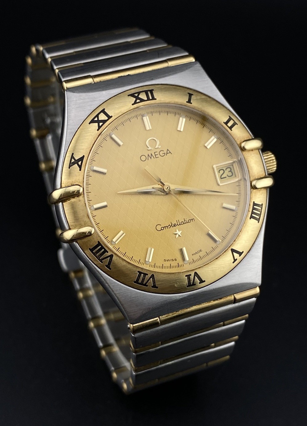 Vintage Omega Constellation 18K Gold Date Dial Mens St. Steel Elegant Watch image 3