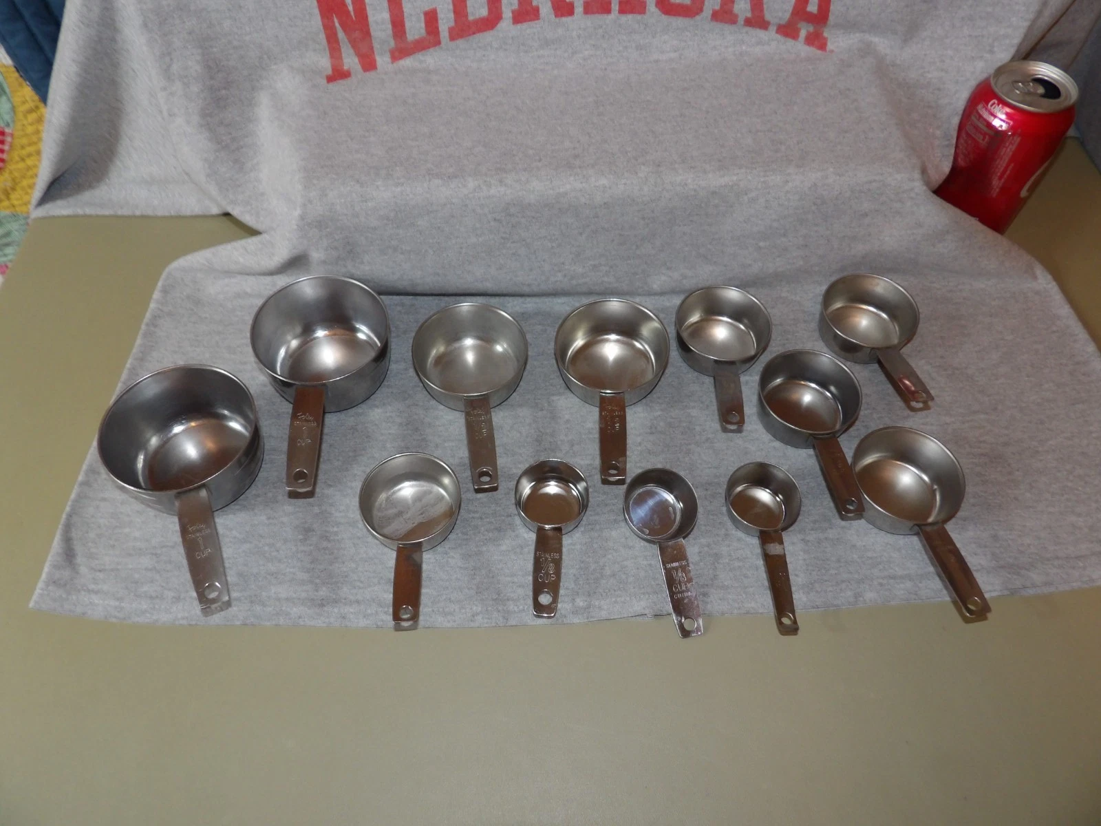 Vintage Foley Measuring Cups - Script Letters - Lot of 9 Foley + 3x1.8c Unmarkd
Opens in a new windo