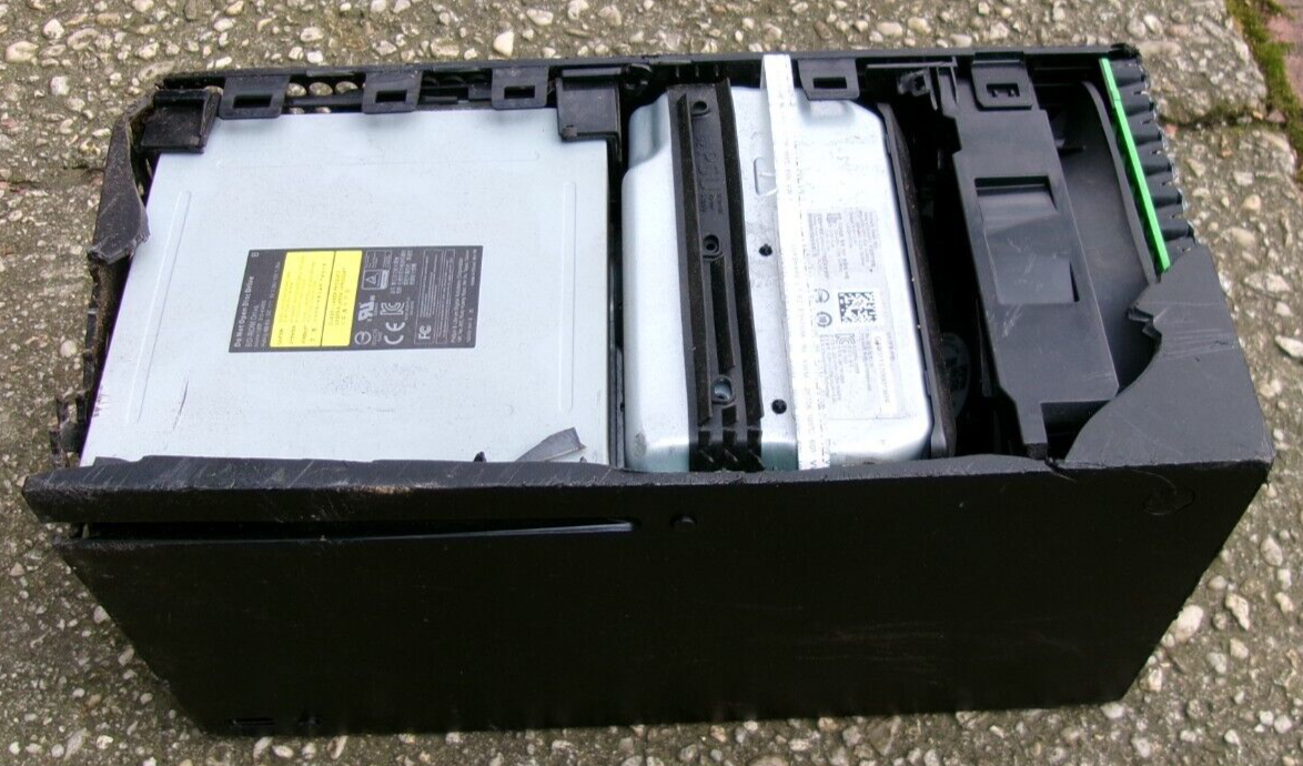 Broken Xbox series X, HEAVILY DAMAGED. For parts. eBay