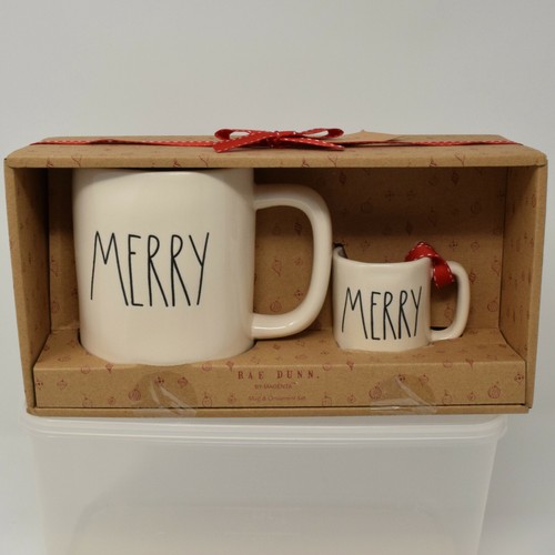 Juego de Mini Taza Rae Dunn Merry Taza Adorno Nuevo en Caja Vacaciones Magenta Letras Grandes - Imagen 8 de 8