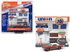 1970 DODGE & "UNION 76" INTERIOR DIORAMA 1/64 JOHNNY LIGHTNING JLDR007-UNION76
