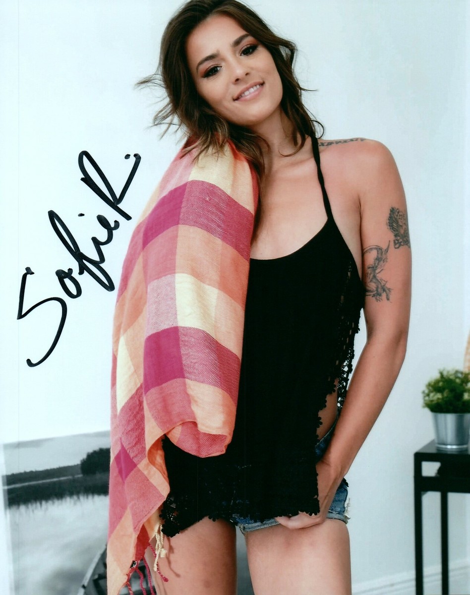 Sofie Reyez Super Sexy Hot Adult Model Signed 8x10 Photo COA Proof 227 |  eBay