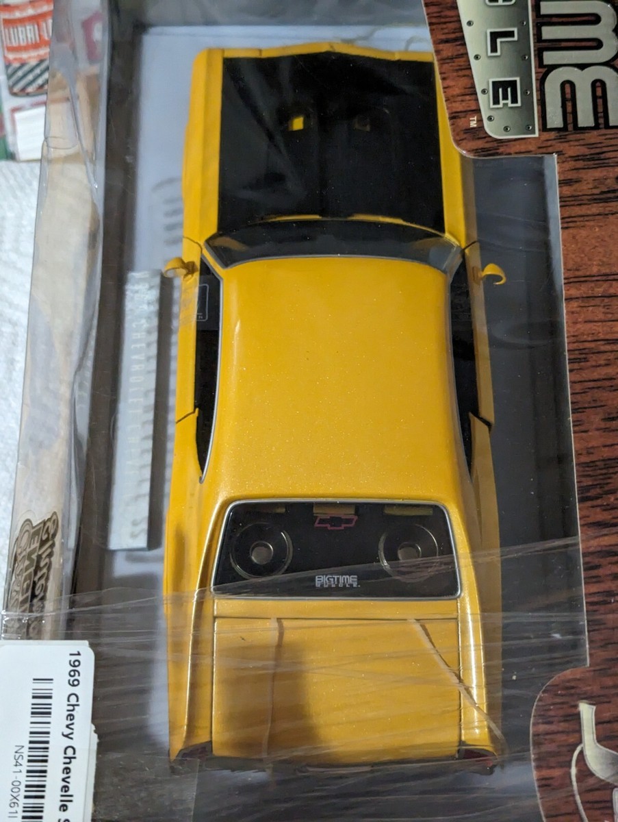 ミニカー 1969 CHEVROLTE CHEVELLE SS 1/18 BIGTIME Jada Bigtime Muscle 1969 Chevy 69 Chevelle SS White & Orange