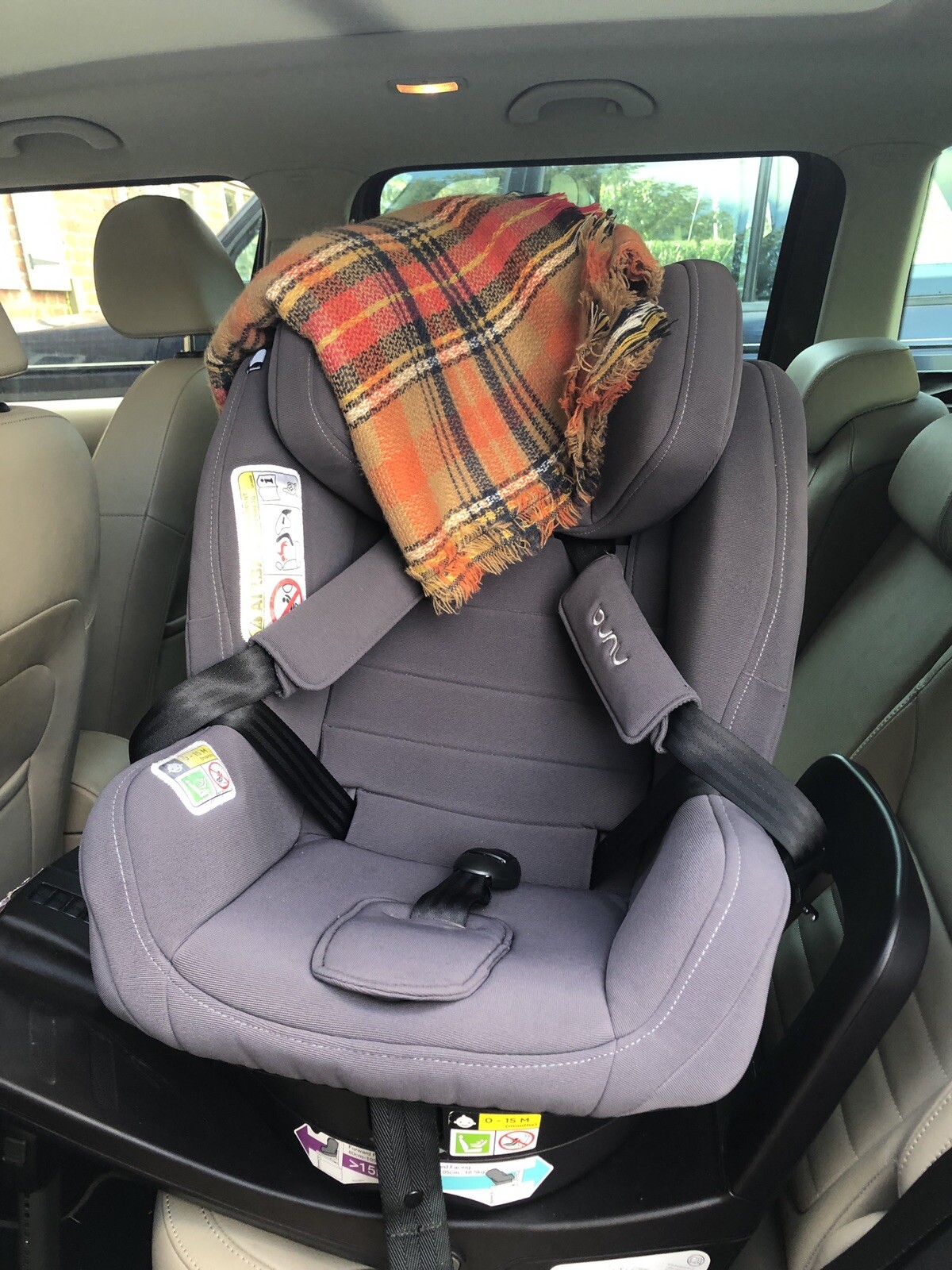rotating isofix base