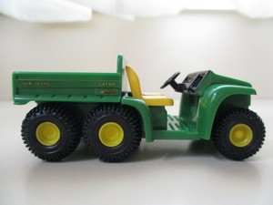 ertl john deere gator
