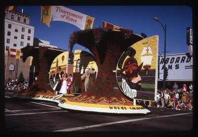 SL37 Slide 1969 Roses Parade Float 35mm Slide Pasadena 493a