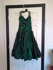 Size 7/8 vintage green dress