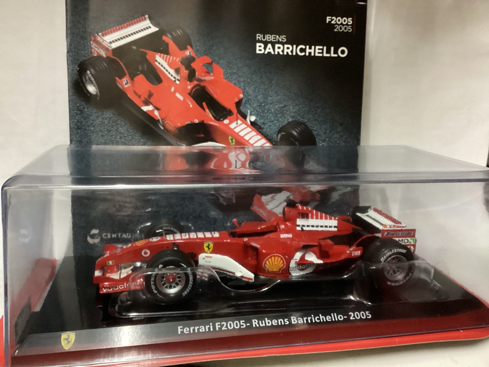 F1 Ferrari F2005, 2005 Driver Rubens Barrichello 1/24 Die Cast Centauria