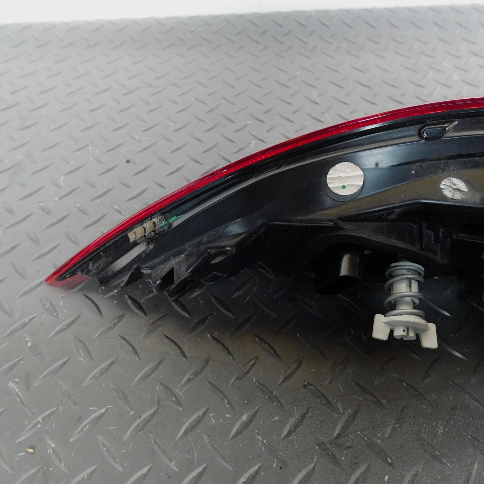 Maserati Grecale 2023-2026 REAR+RIGHT Tail light P/N 670157330