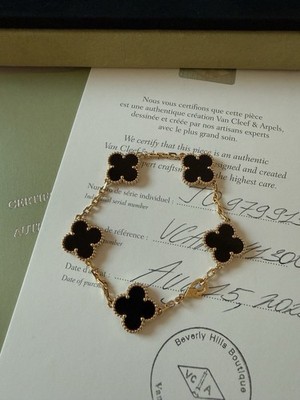 Van Cleef & Arpels Alhambra Vintage Bracelet 5 Motifs 18k Gold with Onyx