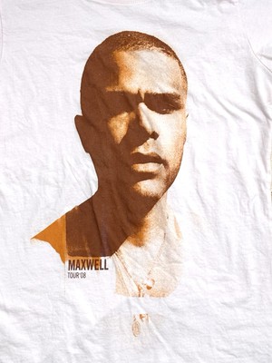 Maxwell Women s 2008 Tour Shirt Size XL