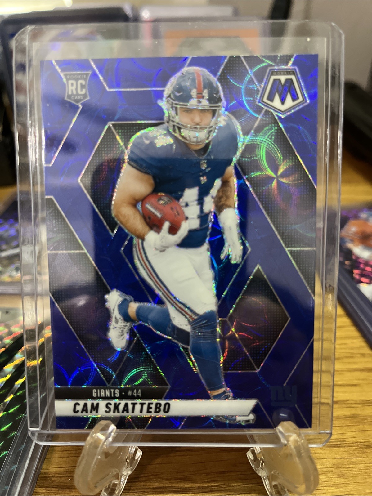 2025 Mosaic Football Rookie Blue Scope Cam Skattebo 305