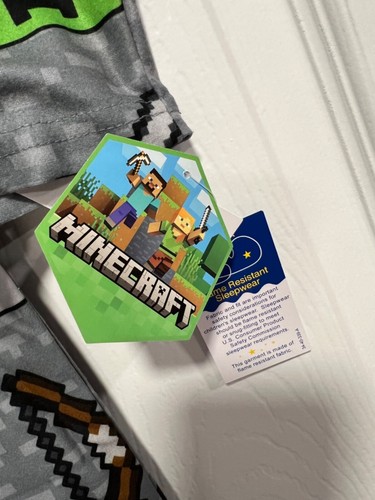 Boys Minecraft - Creepers/Swords - Fleece PJs~ Limited sizes - Picture 4 of 5