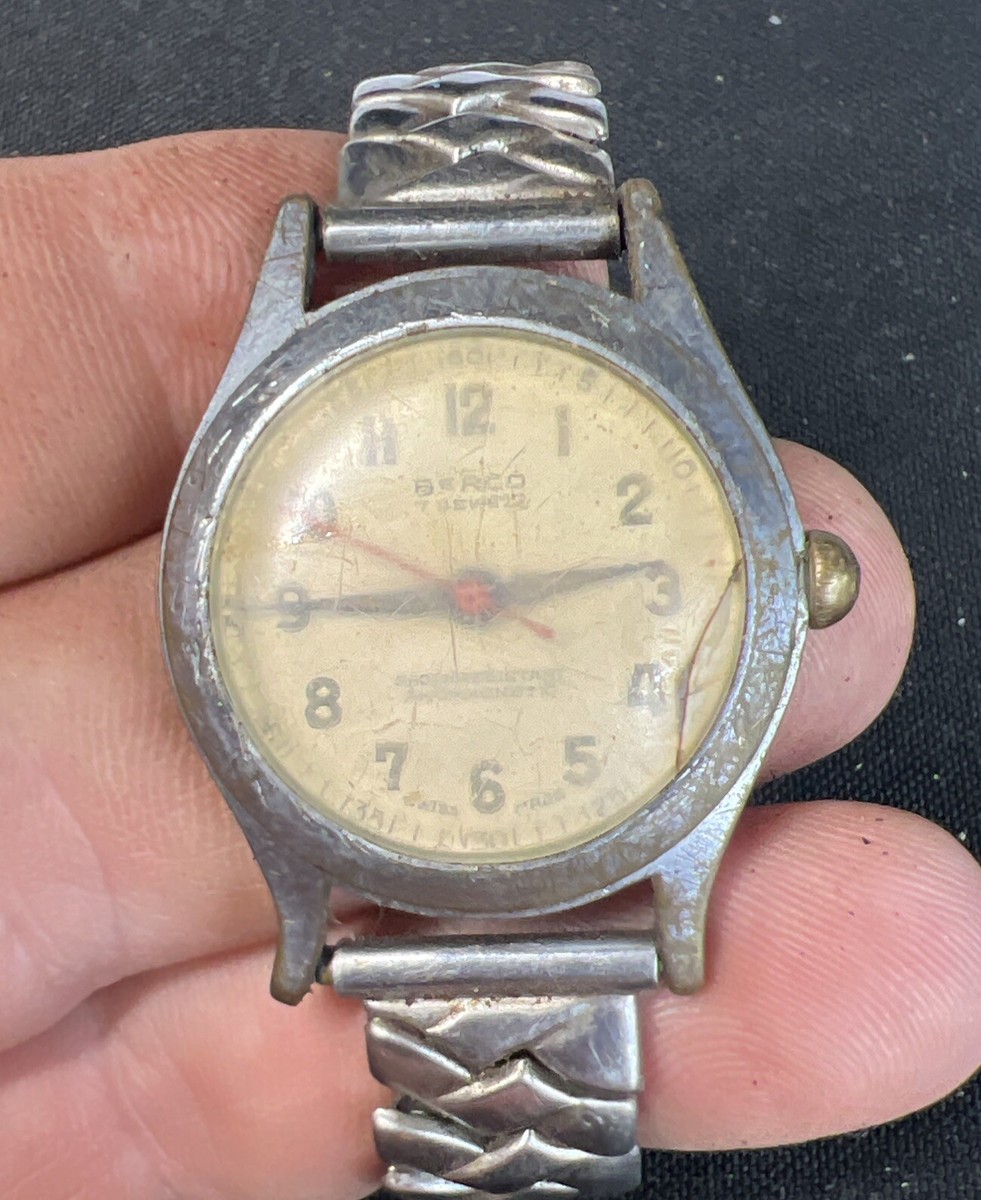 Vtg 7 Jewel Berco Swiss Made Winding Watch, Antimagnetic 32mm