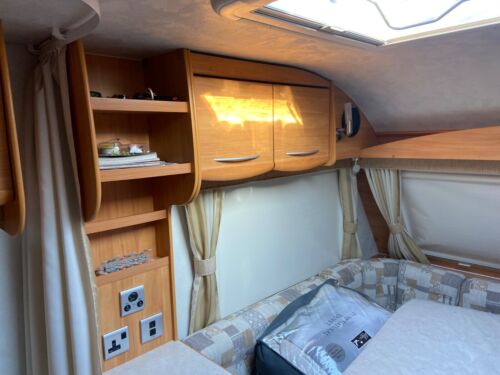 Adria Adora 532UK 6 Berth Caravan - Picture 12 of 22