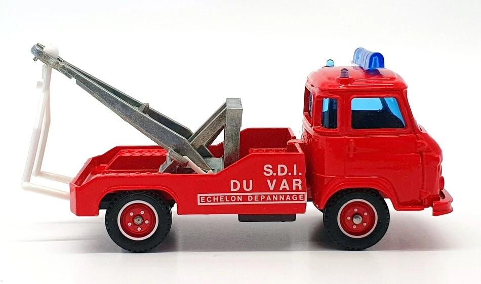 Solido Toner Gam I 1/50 Scale 2102 - Renault Saviem SG4 Pompier Tow Truck - Red - Image 3 of 4