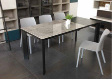 TAVOLO RETTANGOLARE ALL. PIANO IN VETRO/CERAMICA BASE IN METALLO LACCATA* 699