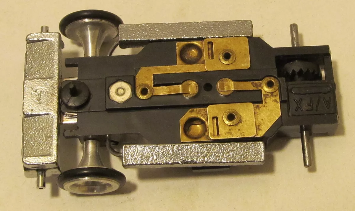 Aurora AFX Super II Black Chassis Gold Plated Weights Front Wheels New Tires