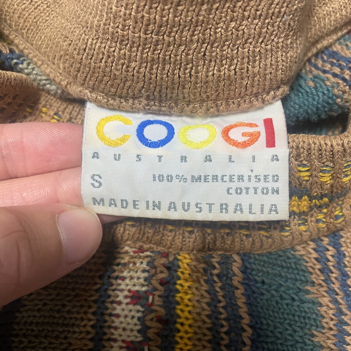 Vintage COOGI Australia Multicolor 3D Textured Knit 90s Pullover 