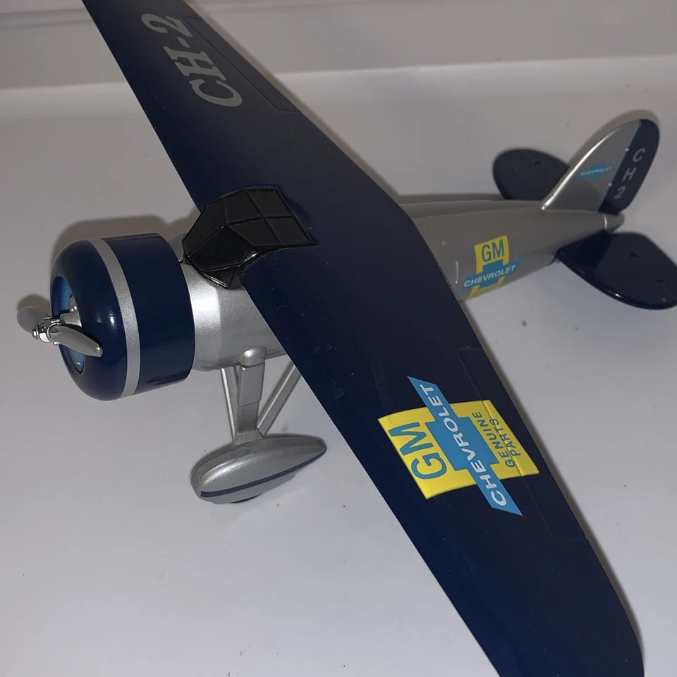 Vega CHEVROLET GENERAL AIR EXPRESS VINTAGE AIRPLANE BANK #3265**Nice** - Image 2 of 4