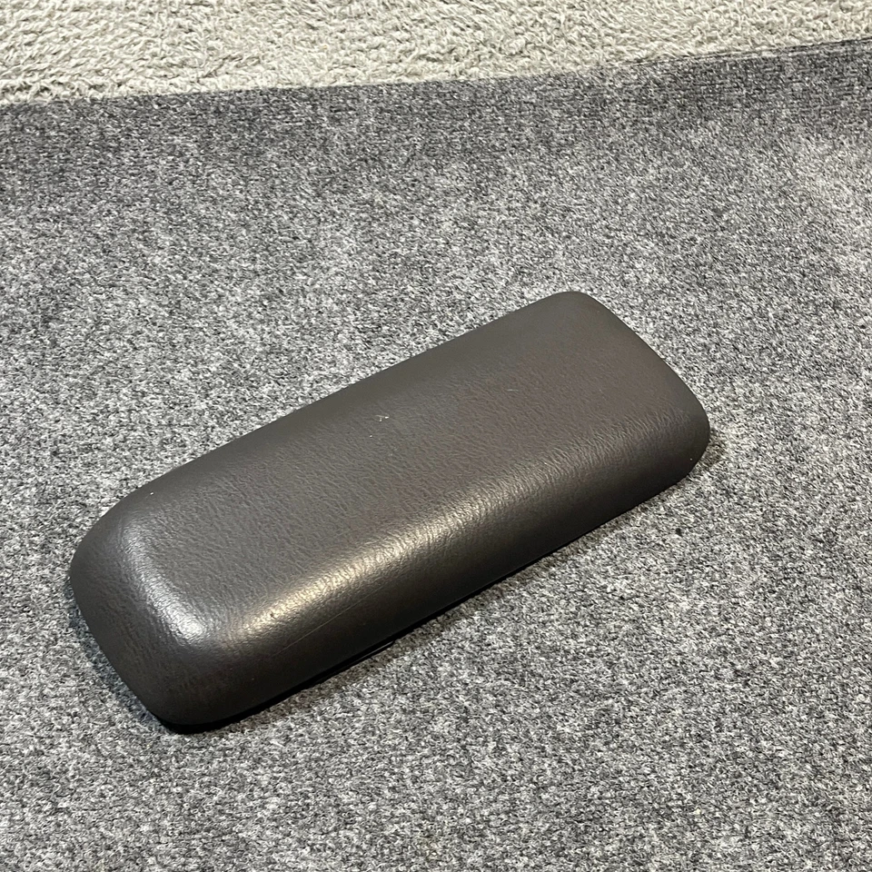 1998-2004 Chrysler Concorde Center Console Gray Vinyl Armrest Top Lid Cover OEM - Image 2 of 4