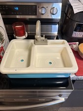 PLAYGO WASH-UP KITCHEN SINK REALISTIC PLAY SET