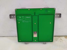 Tesla Model 3 Wireless Phone Charger EV Elektromotor 208kW (283PS) 2024