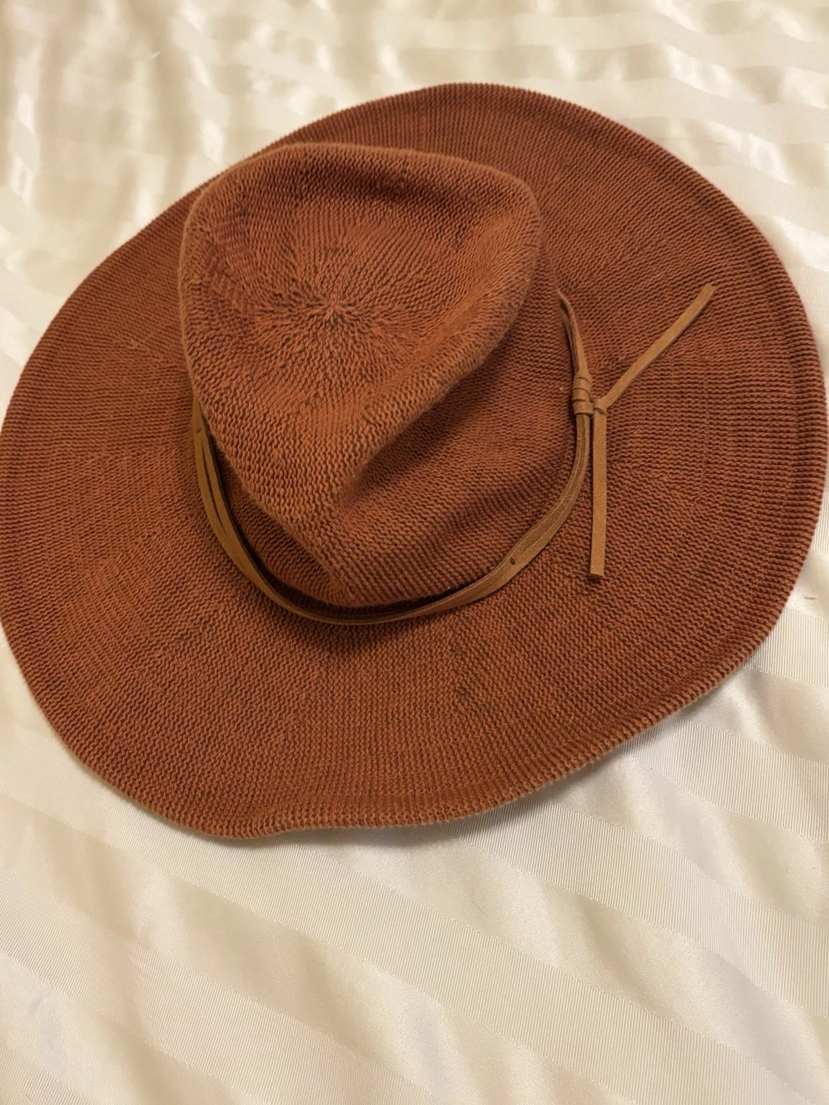 WYETH Rust Orange Brown Wide Brim Sun Floppy Hat Size O/S Womens Suede Band