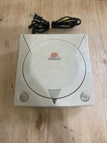 Sega Dreamcast Console HKT-3020 White System w/ AC Power Cord And Remote