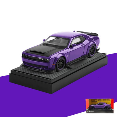 1:32 Dodge Challenger SRT Hellcat Diecast Model - American Muscle Collectible
