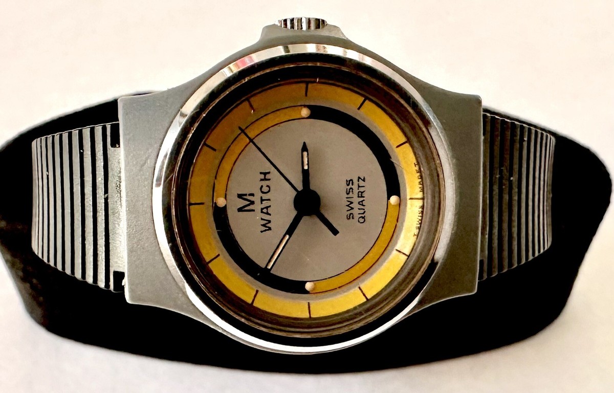 MONDAINE Swiss Watch QZ 【美品】 Mondaine Zurich Swiss Quartz Watch For Women M-7602.550
