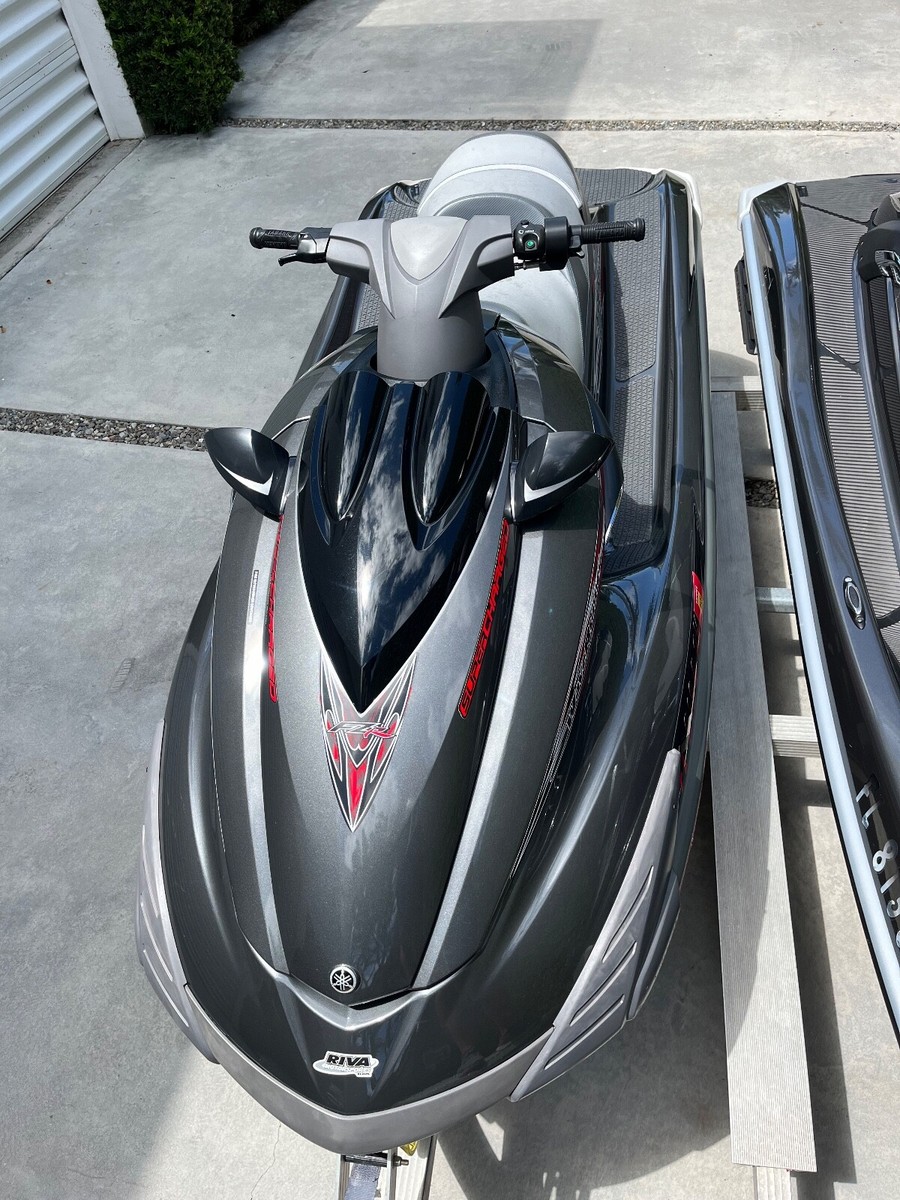 2012 Yamaha wave runner FX SHO & FZR SHO for sale, trailer
