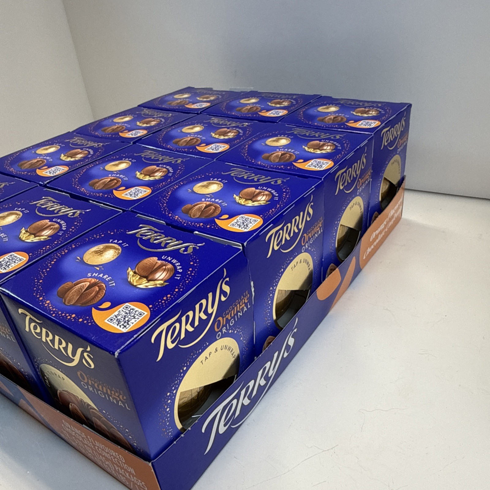 12 Pack Terry's Milk Chocolate Oranges 5.53 oz each 61.32 oz total.  BB 4-2027