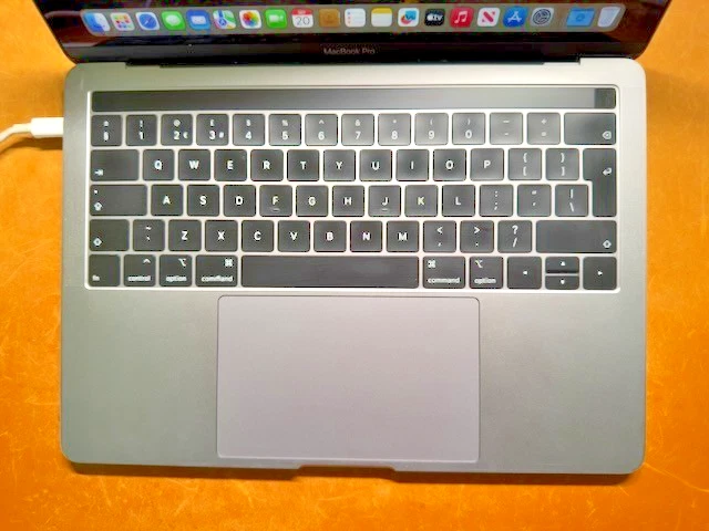 Apple MacBook Pro 13" 2018 · i5 · 16GB · 500GB, photo 1 of 5
