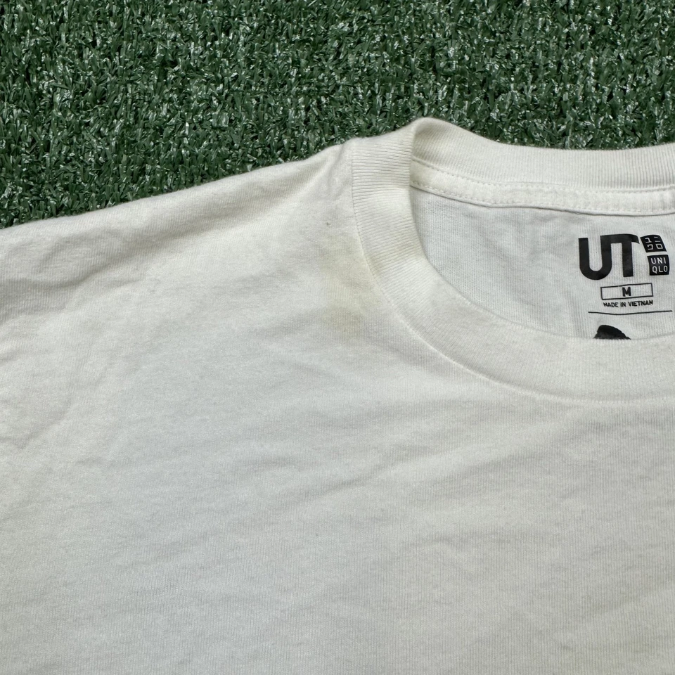 Godzilla Uniqlo Graphic T Shirt Men's Size M White Pocket Short Sleeve Movie Tee - Image 4 of 4