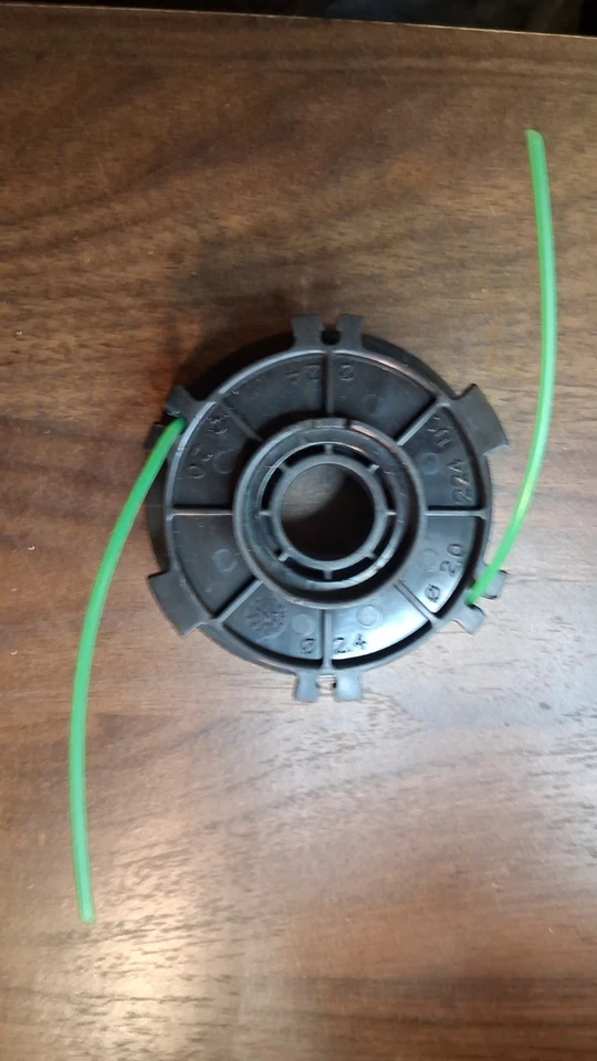 NEW OEM STIHL AUTO CUT 5-2 10-2 11-2 SPOOL W/STRING 4004 713 3000 BEST PRICE SD1 - Image 3 of 4