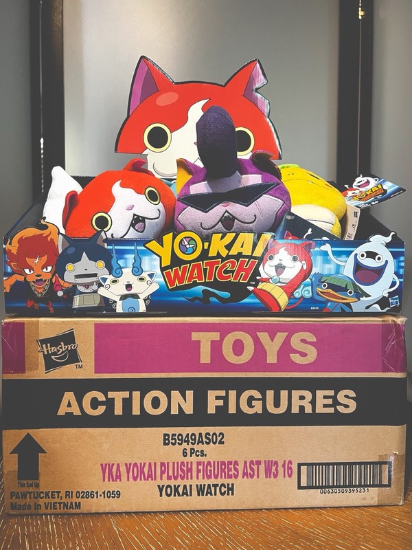 Hasbro YKA Yo-kai Watch Plush Figures 6pcs. Plus Display Box Included