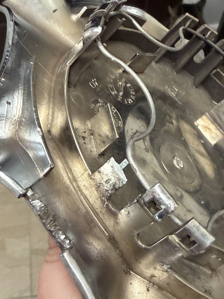 2003-2005 Buick LeSabre 16" OEM Chrome Center Cap 9594695 9594918 See All Photos - Image 3 of 4