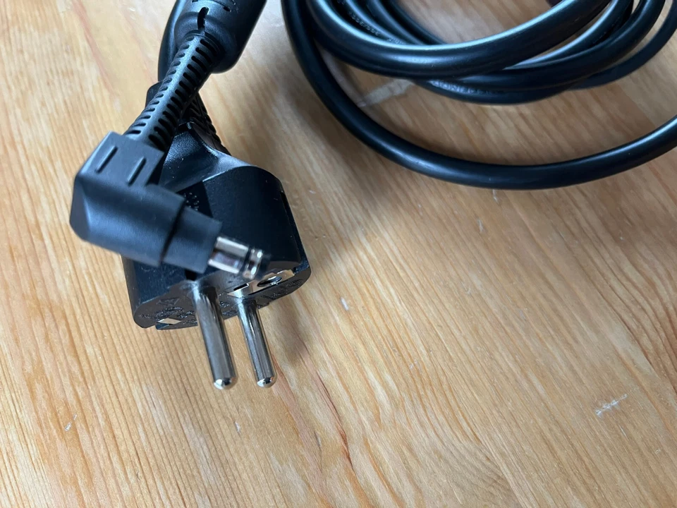 Netzteil Panasonic  CF-AA6413CG für Panasonic CF-C2 gebraucht - Bild 3 von 3